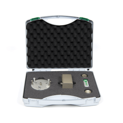The field spectroradiometer complete package includes the spectrovision software and a protective case.